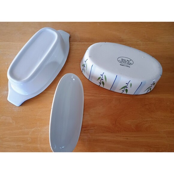 Cook Street Big Butter Boat 3 Pc Porcelain – Blueberry Vine – Hand Painted Dish - Picture 4 of 7